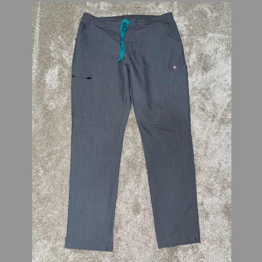 FIGS Yola Skinny Scrub Pants (Graphite, Size Medium Regular)